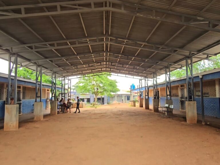 Proyecto : «Construcción del Techo en La Escuela La Esperanza.»